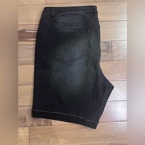 Lane Bryant 🎈| Bermuda Shorts